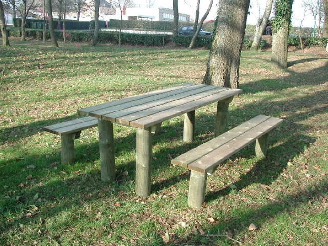 Table HOLAVRE