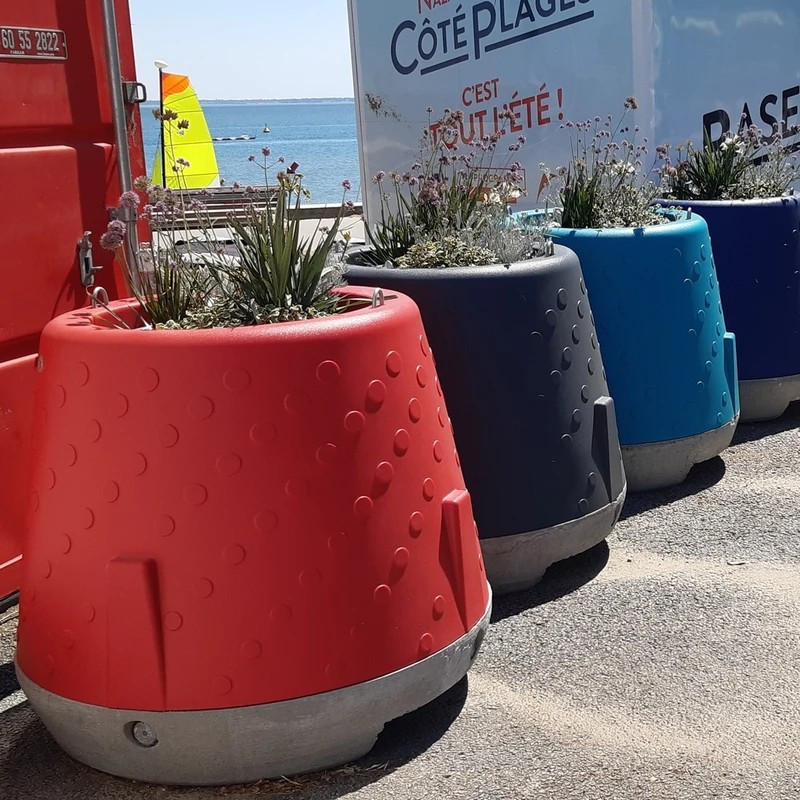 Jardinière Bloc béton KOST + enveloppe PE + anneaux intégrés