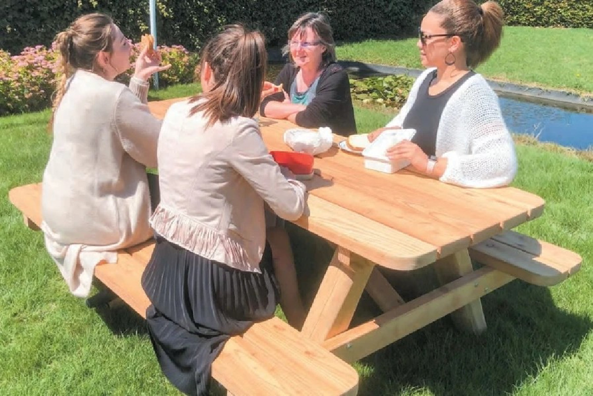 Table de pique-nique accès PMR