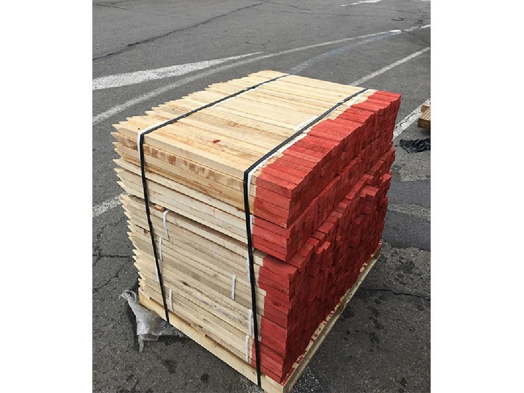 Piquet de chantier bois bout rouge 32 x 32 mm Lg 75 cm