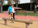 Rondin d'equilibre sur ressorts